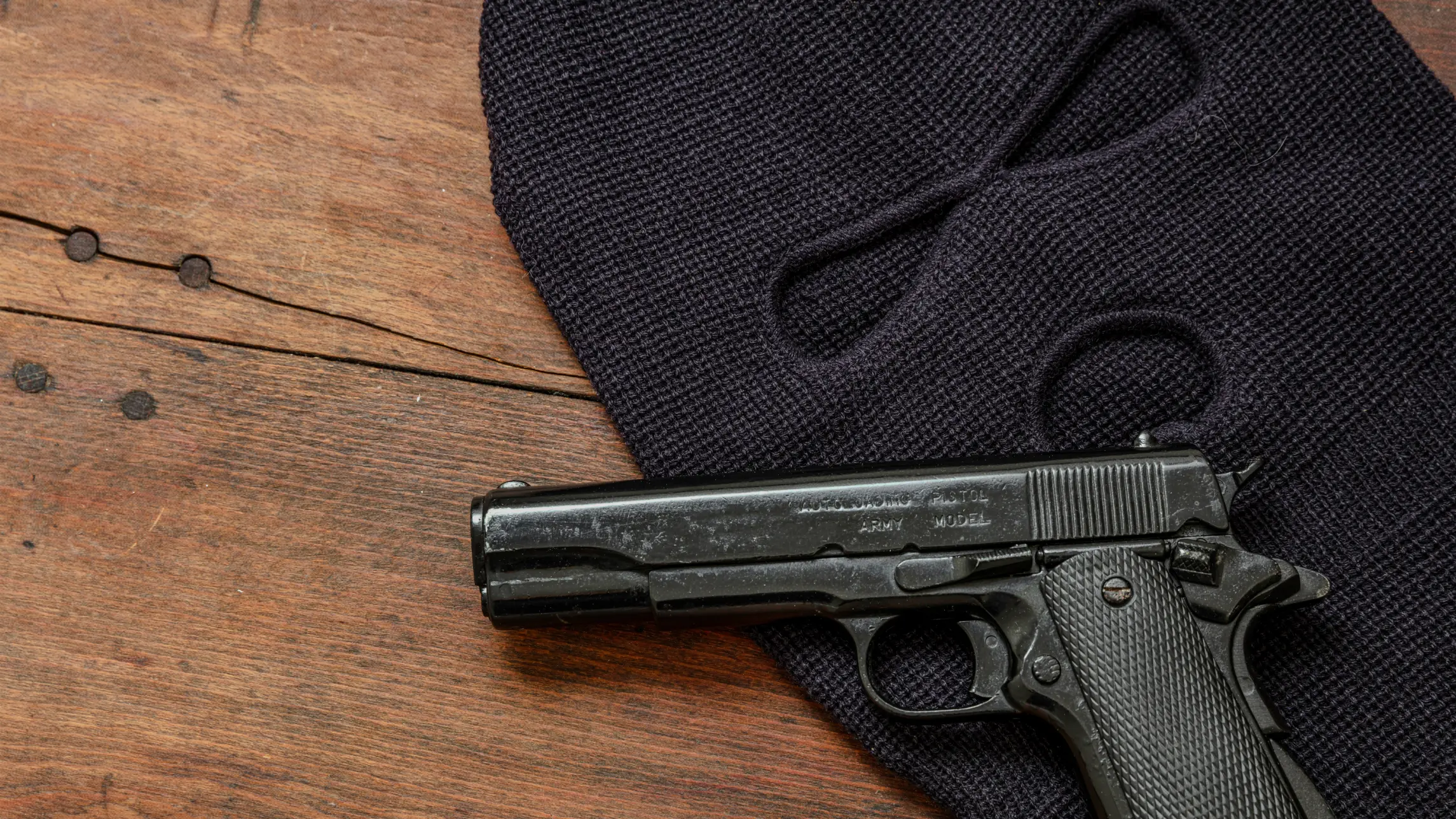 Robbery mask and gun