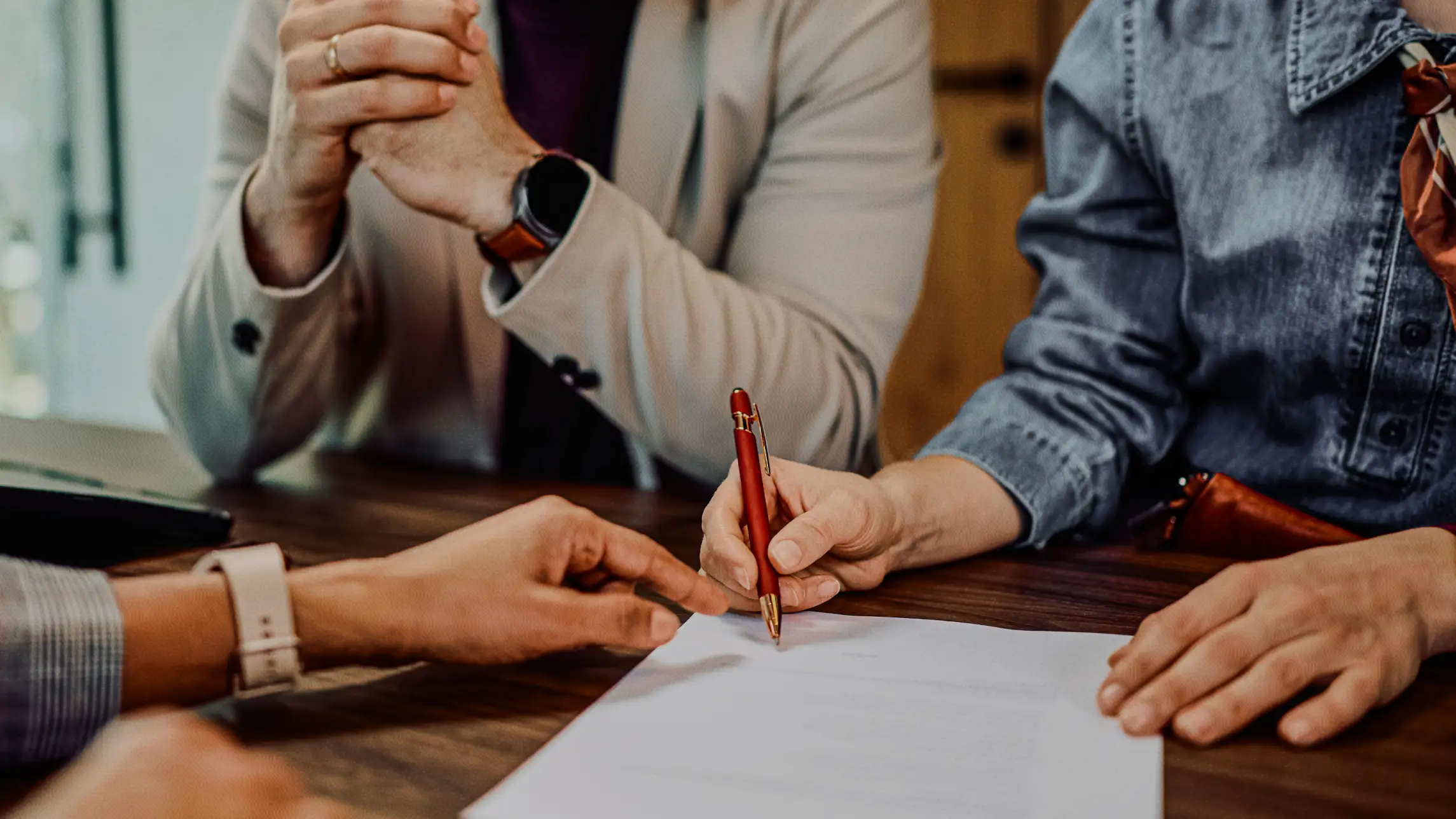 Bail agent supporting family with bail bond application